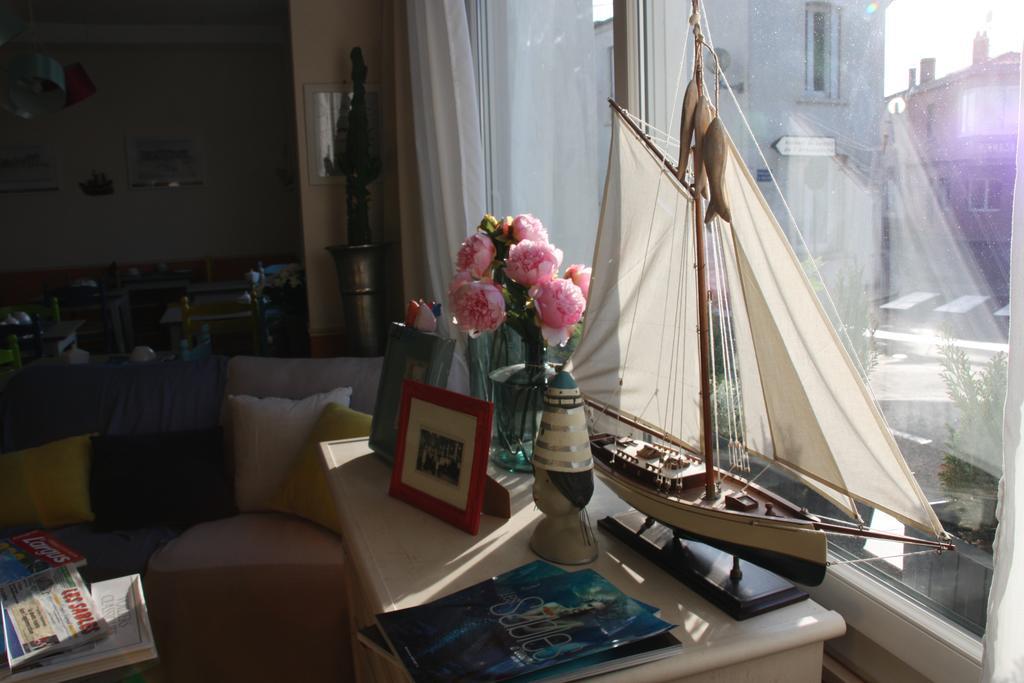 Hotel La Cote Sauvage レ・サ​​ーブル・ドロンヌ エクステリア 写真